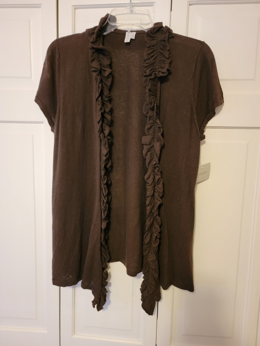 Madison Brown Ruffle-Trim Short Sleeve Open Front Cardigan - Size Medium NWT